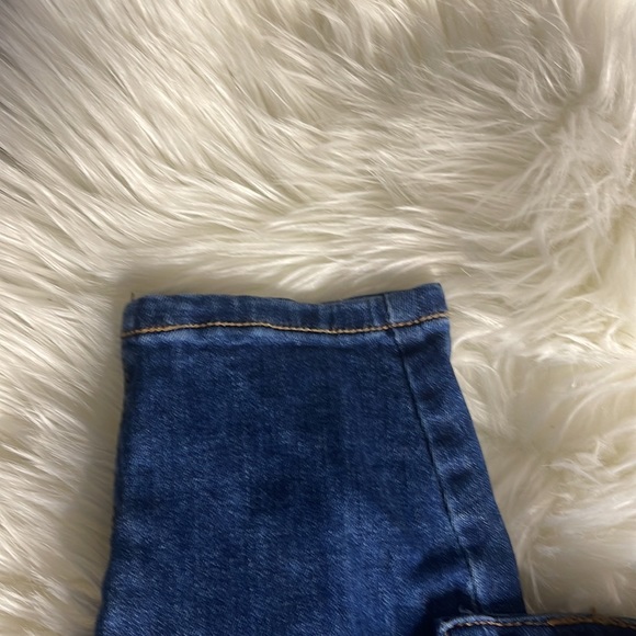 Plus Size High-Rise Skinny Jeans 👖 - Picture 10 of 13
